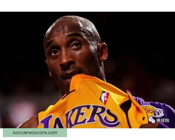 里夫斯称肯纳德为联盟顶级射手强调享受比赛和赢得胜利的重要性